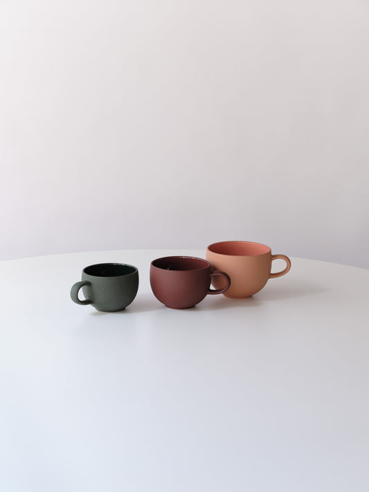 Hrnek Round M - bordeaux